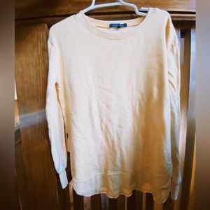 yellow sweatshirt sweater for fall!